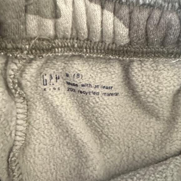 GAP Kids Green Camouflage Joggers - Picture 2 of 3